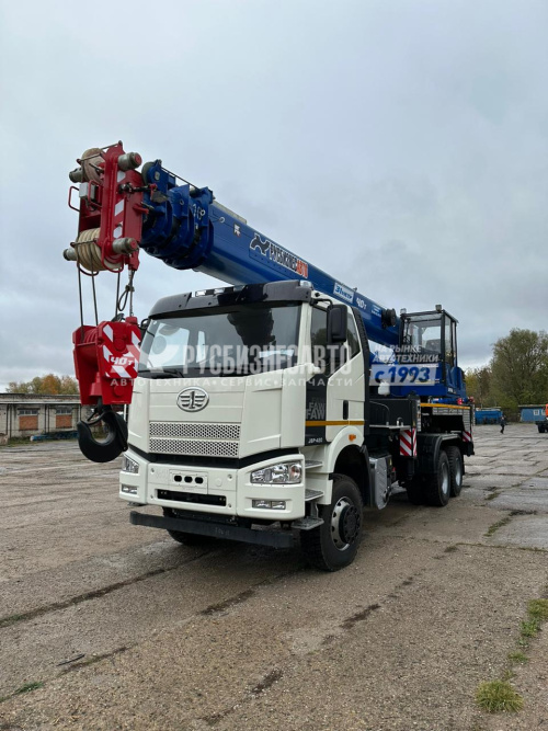 Купить КС 65719-9К-1 автокран 40 т. (FAW-3250) ОВОИД колесная формула 6х6 в компании Русбизнесавто - изображение 1