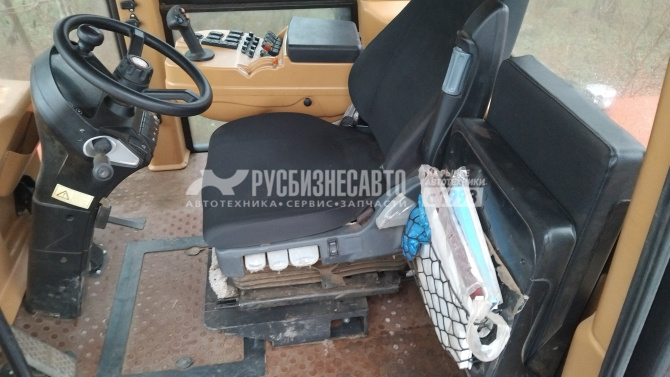 Купить Трактор "КИРОВЕЦ" К-739М Стандарт 1 б/у (2023г.в. 2 221 м/ч, 21 941 км)(1595)-Сбер комиссия в компании Русбизнесавто - изображение 7