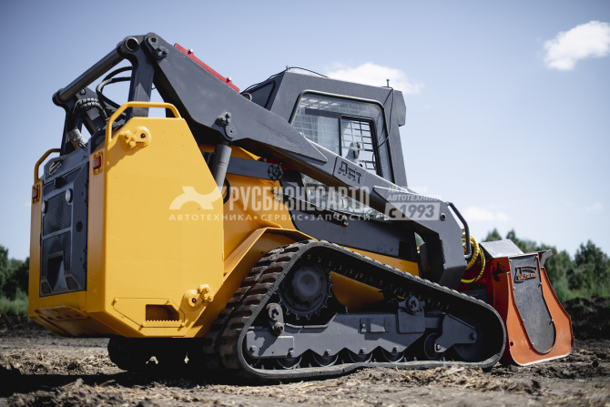 Купить Мини-погрузчик гусеничный ДСТ-Урал ПГ20 в компании Русбизнесавто - изображение 2